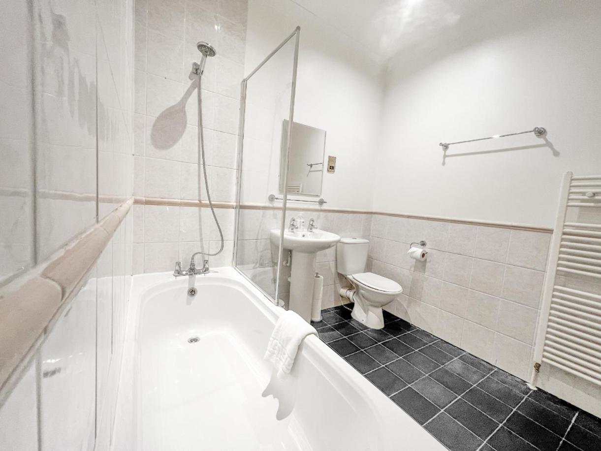 Redbourne Holiday Home Бостон Номер фото